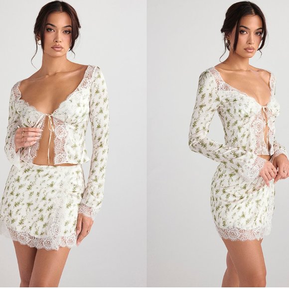 HOUSE OF CB 'Clarissa' Garden Print Lace Trim Top NWOT - Picture 5 of 6